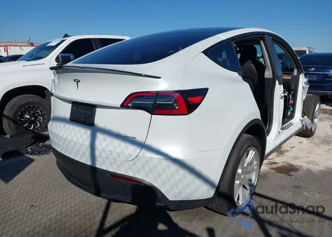 2023 Tesla Model Y Awd/Long Range Dual Motor All-Wheel Drive from USA, damaged, VIN 7SAYGDEE6PA063612